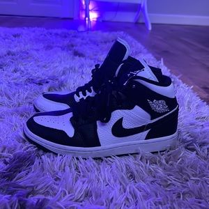 jordan 1 checkerboard mid
